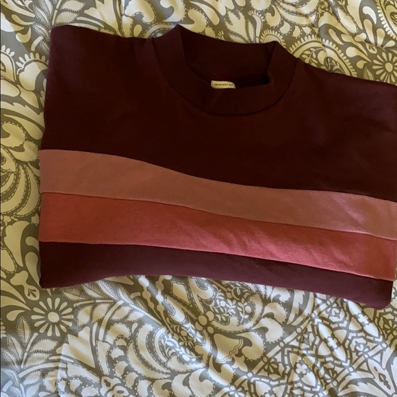 American Eagle Oversized Crop Sweater - Picture 3 of 3